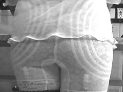 Panty girdle