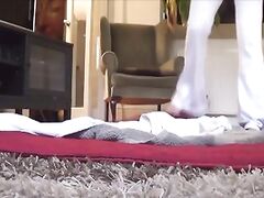s. gives mom a massage