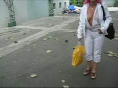 Granny cleavage